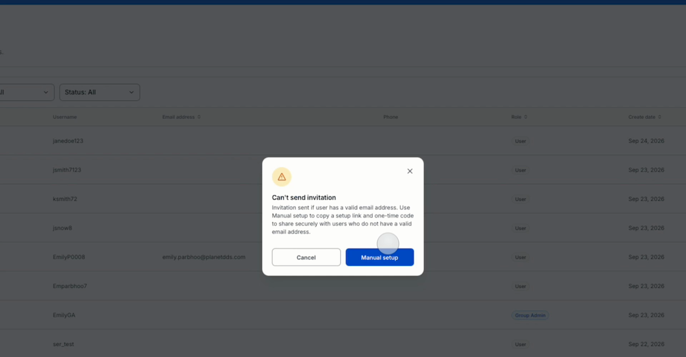 The "Can't send invitation" dialog with a Manual setup button, shown over the user list